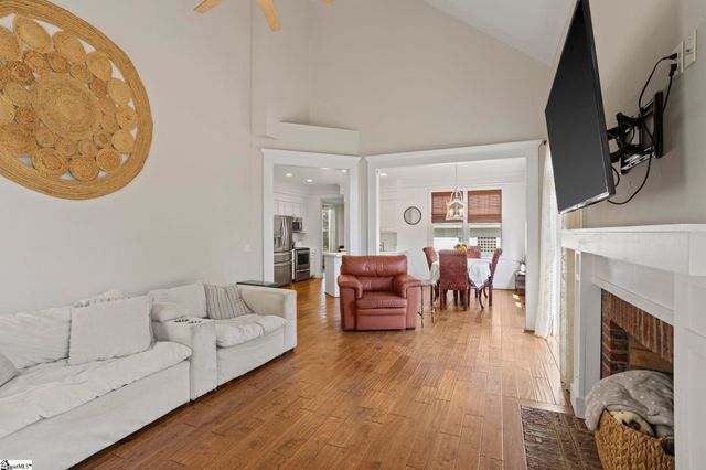 110 E Hypericum Lane, Greenville, SC 29615