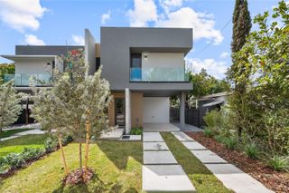 2982 SW 2nd St, Miami, FL 33135