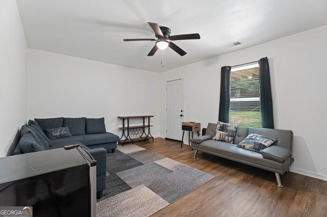 8290 San Jose Trail, Jonesboro, GA 30236