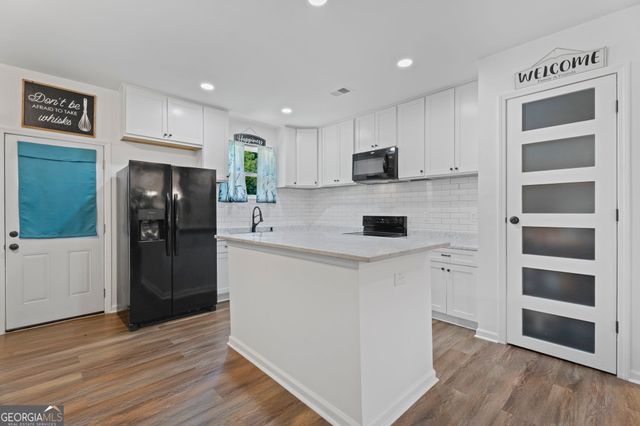 8290 San Jose Trail, Jonesboro, GA 30236