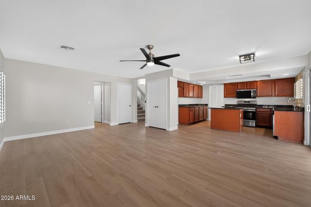 684 E MAYFIELD Drive, San Tan Valley, AZ 85143