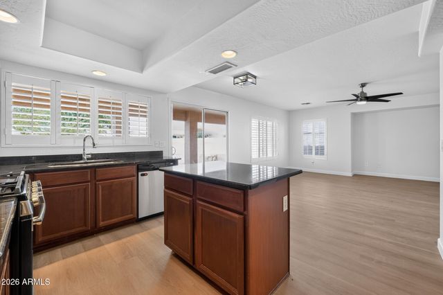 684 E MAYFIELD Drive, San Tan Valley, AZ 85143