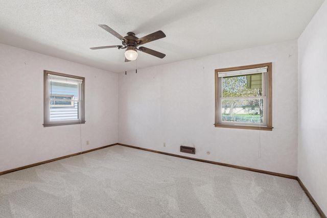 8735 Greystone Avenue S, Cottage Grove, MN 55016