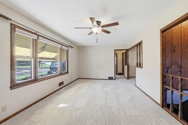 8735 Greystone Avenue S, Cottage Grove, MN 55016