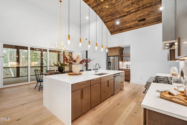 45 Meandering Way Court, Chapel Hill, NC 27516