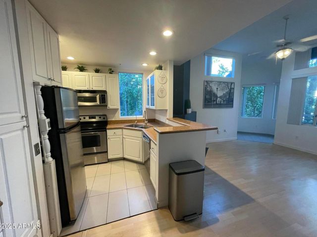 3633 N 3RD Avenue 2110, Phoenix, AZ 85013