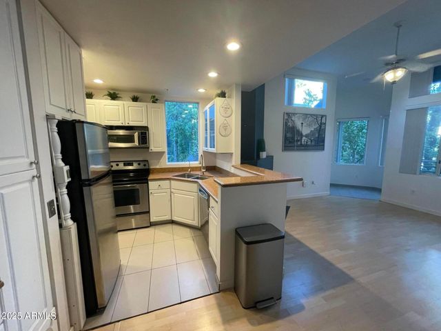 3633 N 3RD Avenue 2110, Phoenix, AZ 85013