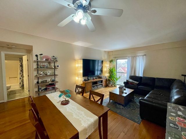 315 Rantoul 406, Beverly, MA 01915