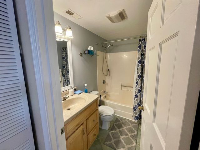 315 Rantoul 406, Beverly, MA 01915