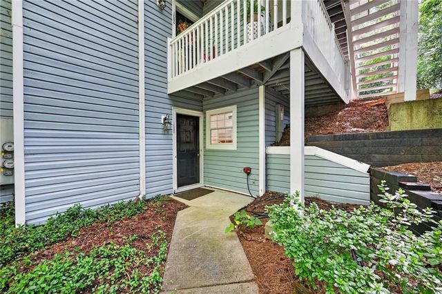 1632 Roanoke Place SE, Marietta, GA 30067