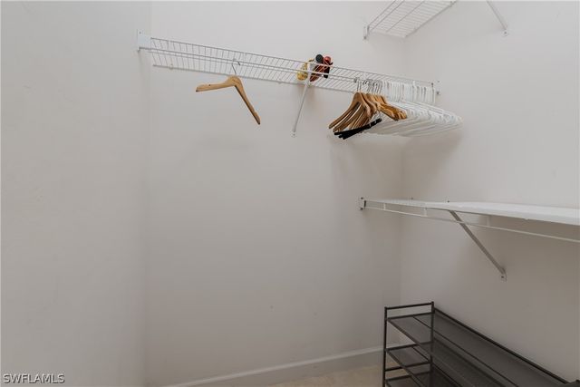 3035 Horizon LN 2208, Naples, FL 34109