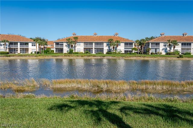 3035 Horizon LN 2208, Naples, FL 34109