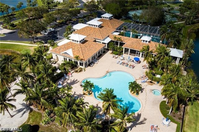 3035 Horizon LN 2208, Naples, FL 34109