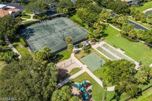 3035 Horizon LN 2208, Naples, FL 34109