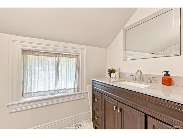 2518 Irving St, Denver, CO 80211