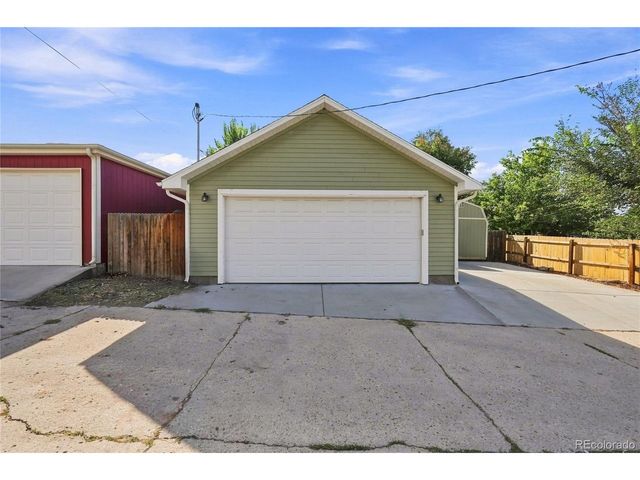 2518 Irving St, Denver, CO 80211