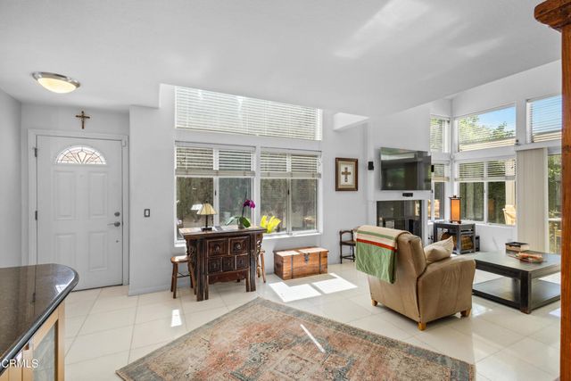 836 Vista Arriago, Camarillo, CA 93012