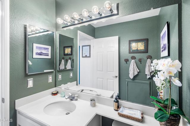 836 Vista Arriago, Camarillo, CA 93012