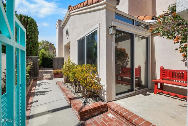 836 Vista Arriago, Camarillo, CA 93012