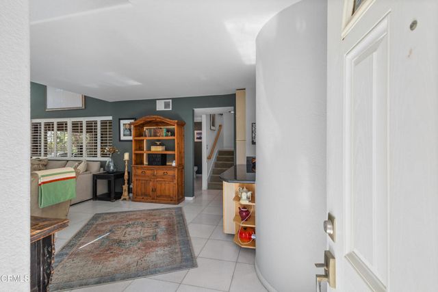 836 Vista Arriago, Camarillo, CA 93012