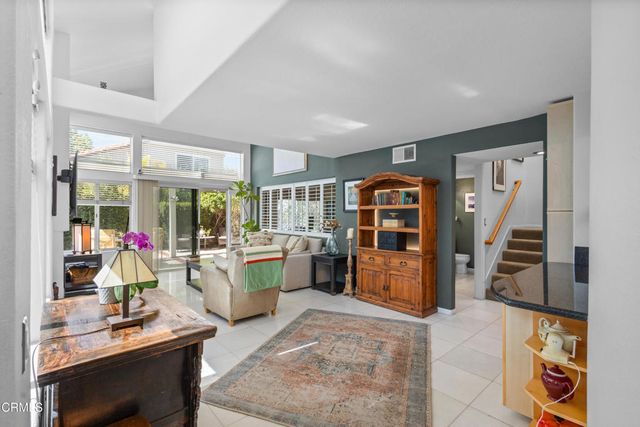 836 Vista Arriago, Camarillo, CA 93012