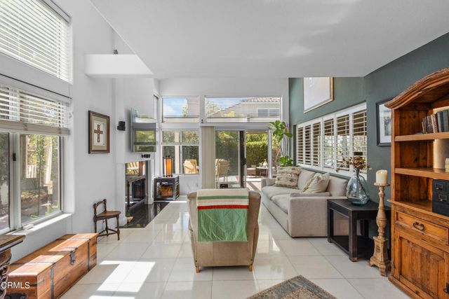 836 Vista Arriago, Camarillo, CA 93012