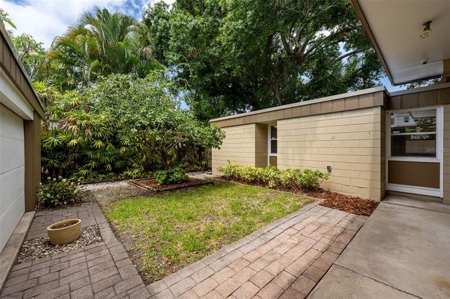 4304 N RIVER VIEW AVENUE, Tampa, FL 33607