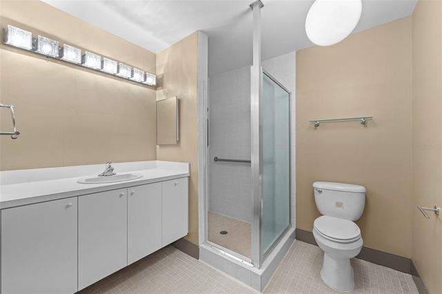 4304 N RIVER VIEW AVENUE, Tampa, FL 33607