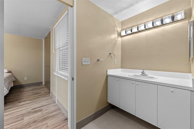 4304 N RIVER VIEW AVENUE, Tampa, FL 33607