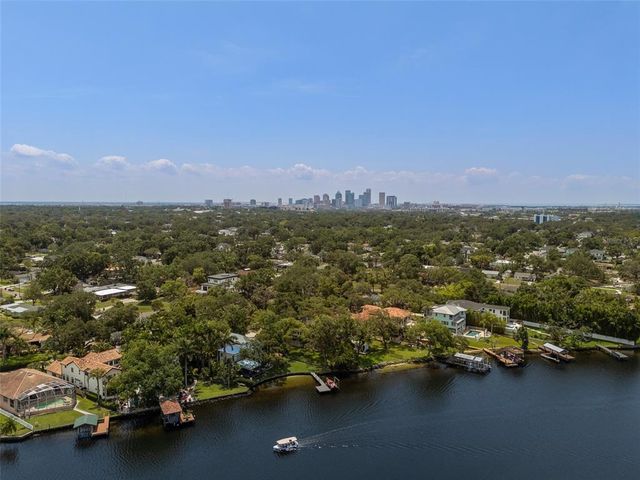 4304 N RIVER VIEW AVENUE, Tampa, FL 33607