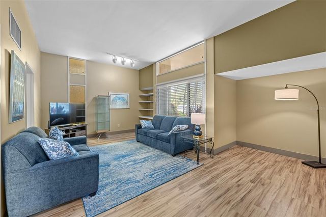 4304 N RIVER VIEW AVENUE, Tampa, FL 33607