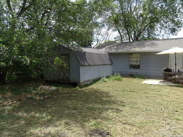 4806 Castle Kent, San Antonio, TX 78218
