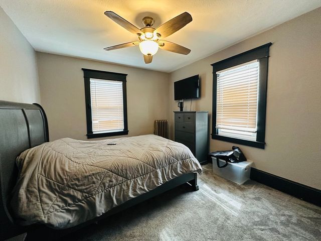 182 Marsden St., Springfield, MA 01109