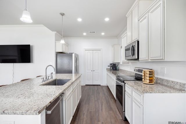 11486 Tannis Rd, St Amant, LA 70774
