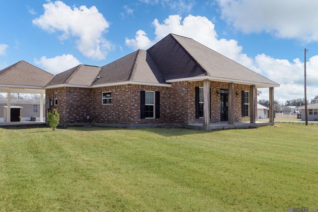 11486 Tannis Rd, St Amant, LA 70774