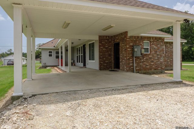 11486 Tannis Rd, St Amant, LA 70774