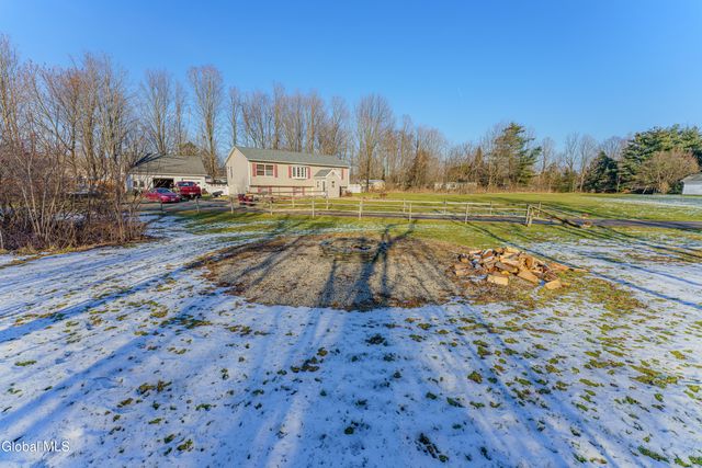 10 Spring Valley Lane, Cambridge, NY 12816