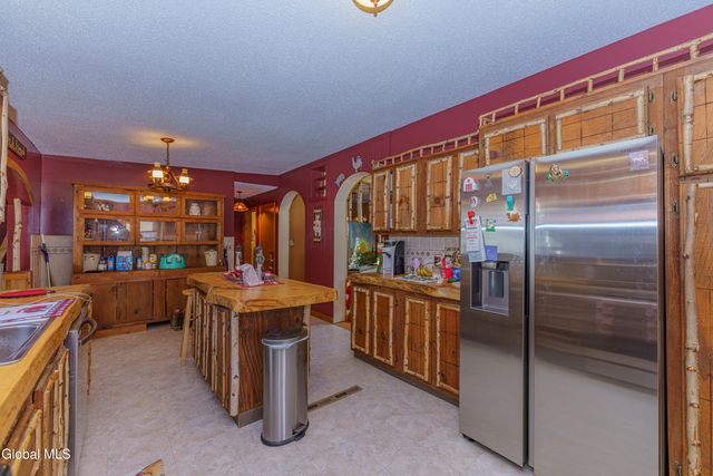 10 Spring Valley Lane, Cambridge, NY 12816