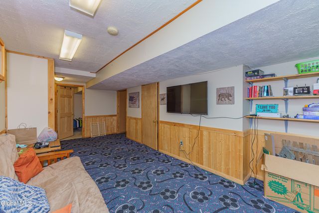 10 Spring Valley Lane, Cambridge, NY 12816