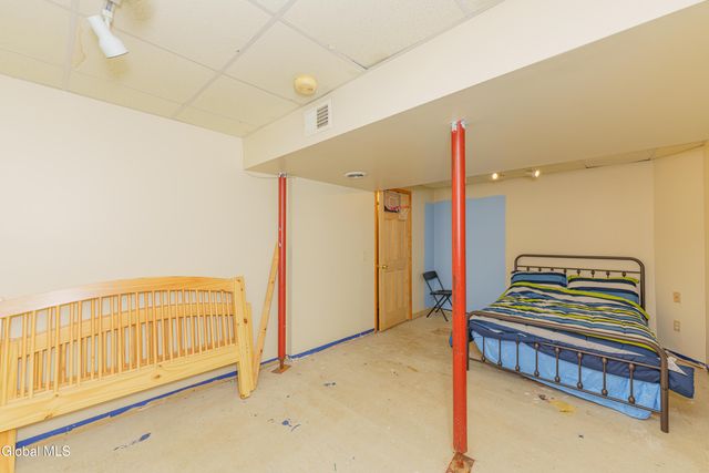 10 Spring Valley Lane, Cambridge, NY 12816