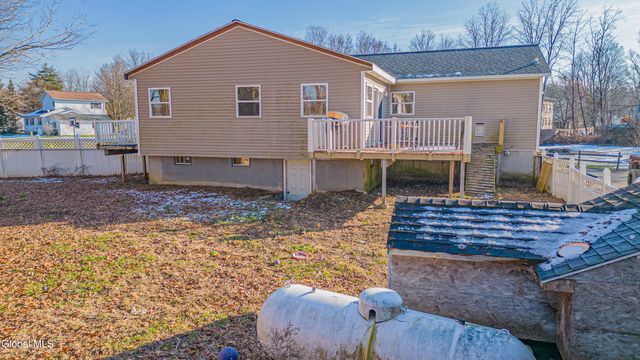 10 Spring Valley Lane, Cambridge, NY 12816