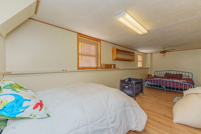 10 Spring Valley Lane, Cambridge, NY 12816