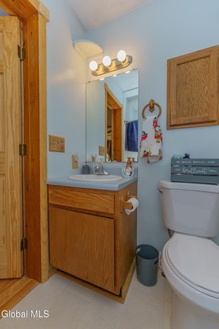 10 Spring Valley Lane, Cambridge, NY 12816