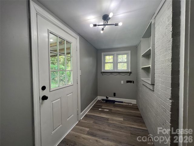 614 N Rhyne Street, Gastonia, NC 28054