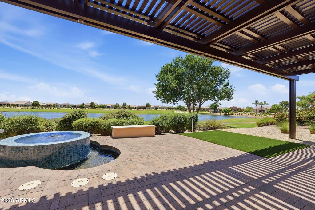 593 E Peach Tree Street, Queen Creek, AZ 85140 — photo 2