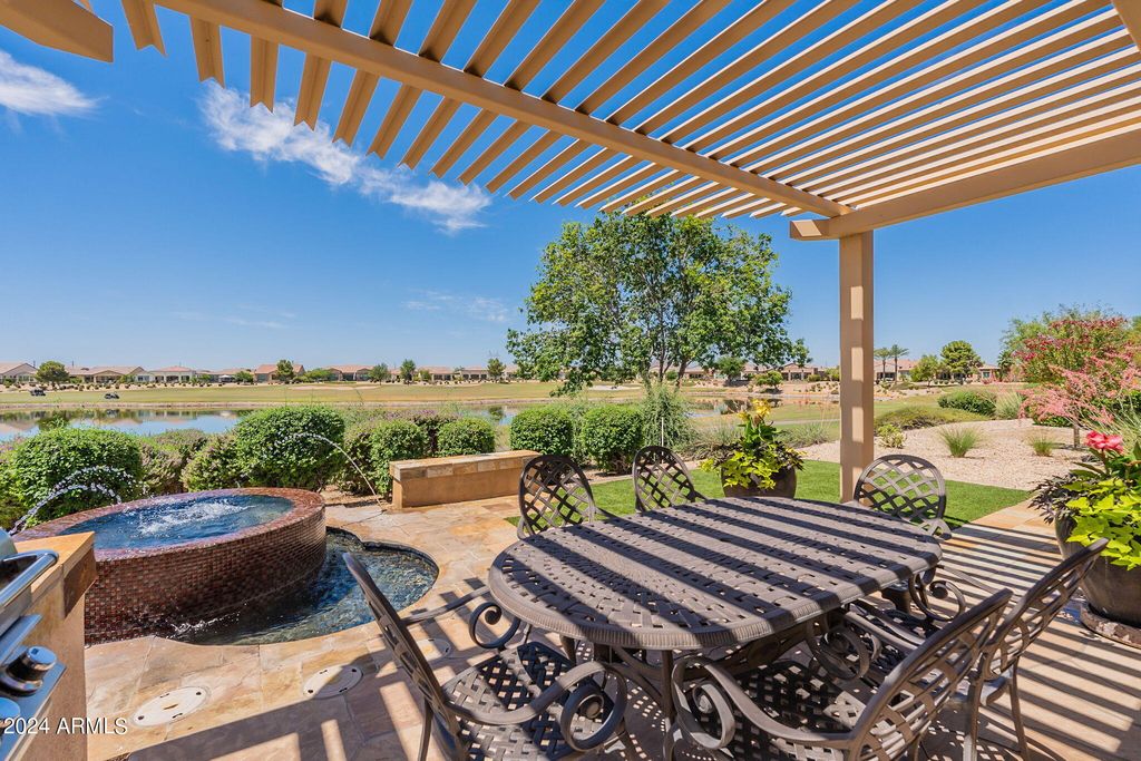 593 E Peach Tree Street, Queen Creek, AZ 85140 — photo 4