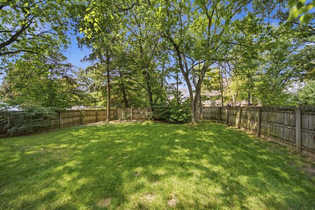 7893 Leaview Drive, Columbus, OH 43235