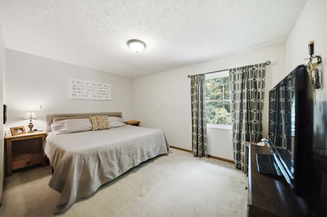 7893 Leaview Drive, Columbus, OH 43235