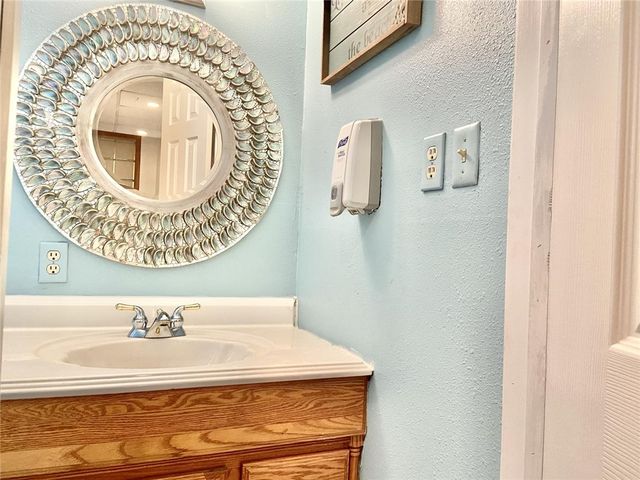 7 Evesham Lane, Bella Vista, AR 72714