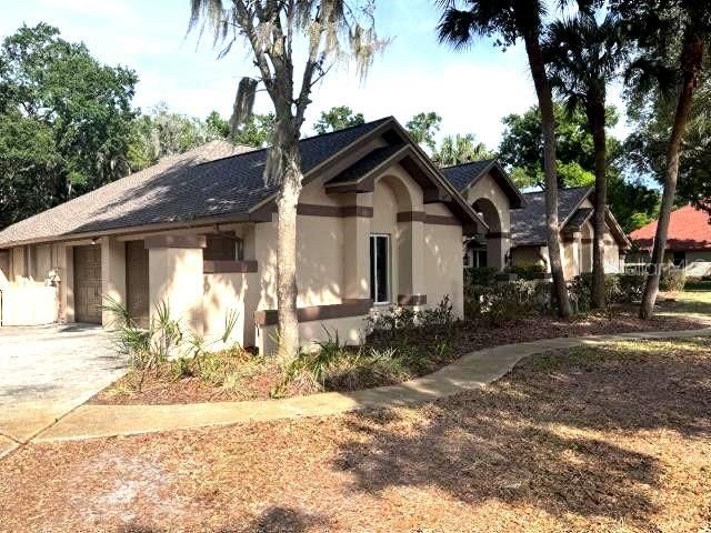 911 CENTERBROOK DRIVE, Brandon, FL 33511
